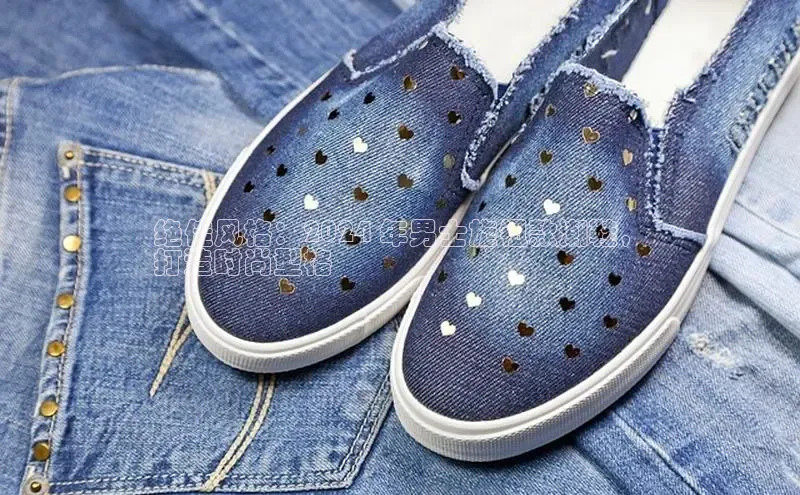 易昂体育3百度教育绝佳风格：2024 年男士旋钮款潮鞋，
打造时尚型格