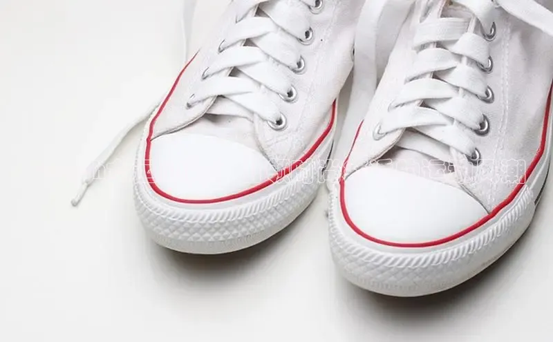 意昂3官网下载百度取证Coach女运动鞋：引领时尚舒适的运动风潮