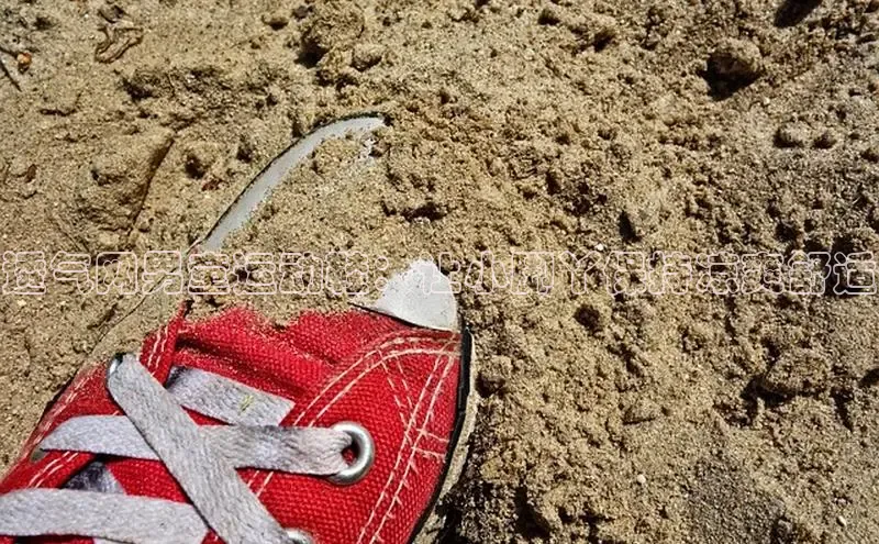 意昂三平台登录入口度小满支付透气网男童运动鞋：让小脚丫保持凉爽舒适