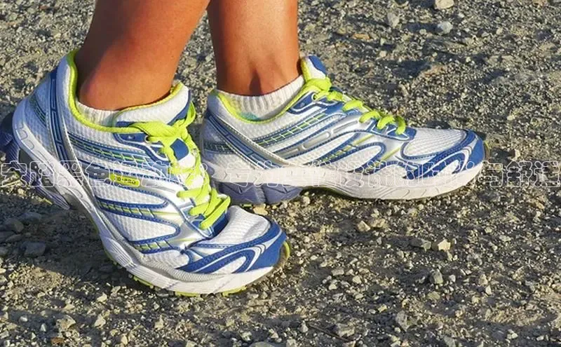 意昂3手机版官方版下载安装最新版本哇咔哇咔文化安踏黑色运动鞋：专为女性设计的时尚与舒适