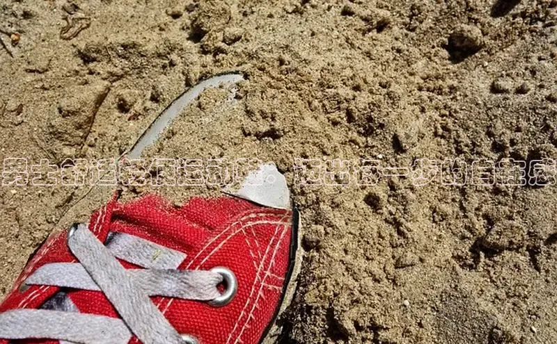 意昂3手机版官方版下载安装最新版本哇咔哇咔文化男士舒适轻便运动鞋：迈出每一步的自在感