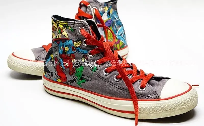 2025新款运动鞋：夏日潮流焦点，为你带来舒适与时尚的完美结合